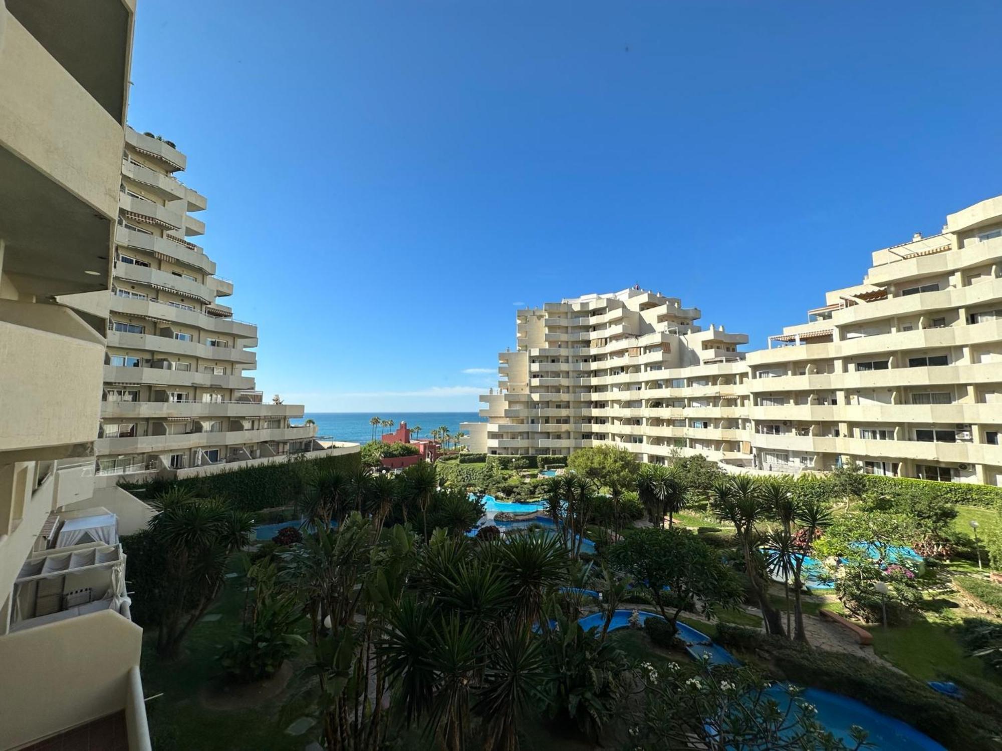 Luxury Frontal Al Mar Benalbeach Benalmádena Exterior photo