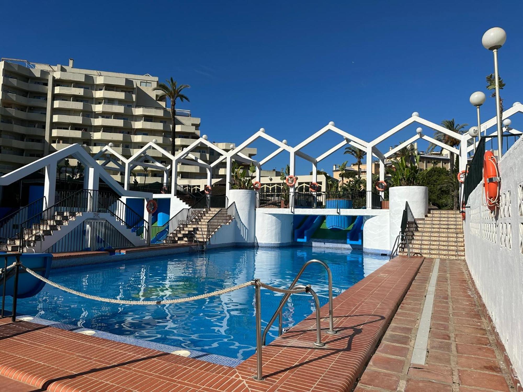 Luxury Frontal Al Mar Benalbeach Benalmádena Exterior photo