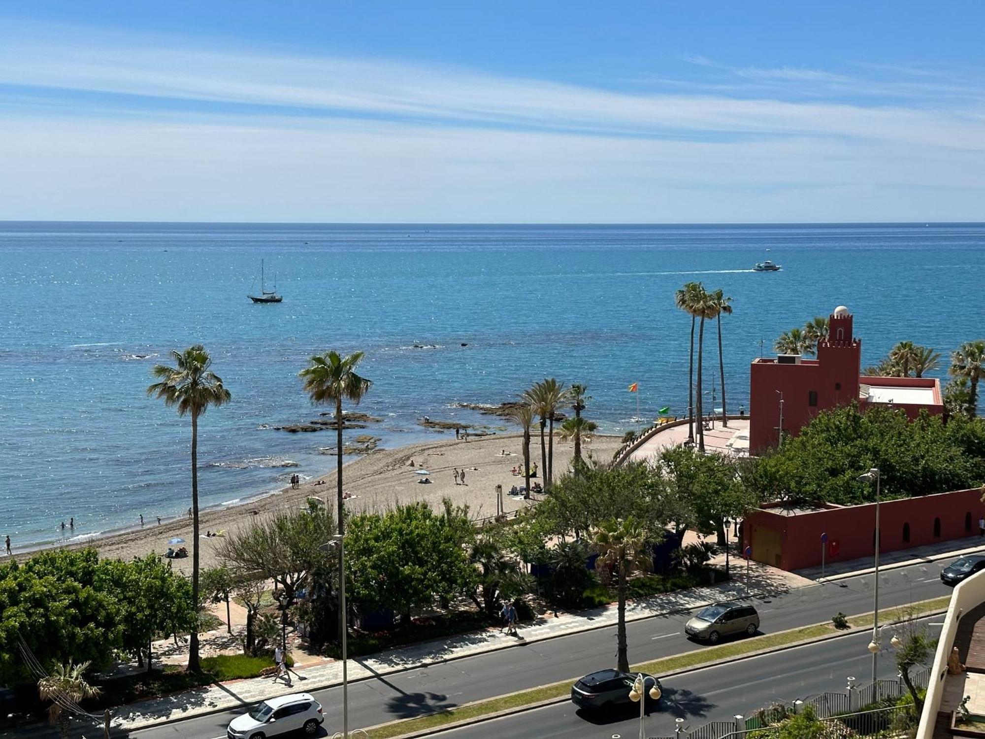Luxury Frontal Al Mar Benalbeach Benalmádena Exterior photo