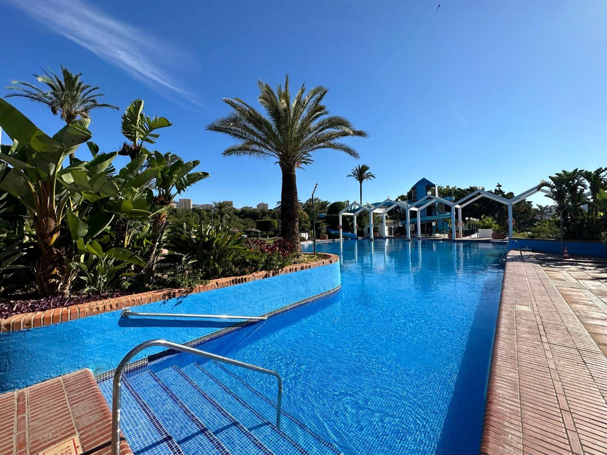 Luxury Frontal Al Mar Benalbeach Benalmádena Exterior photo