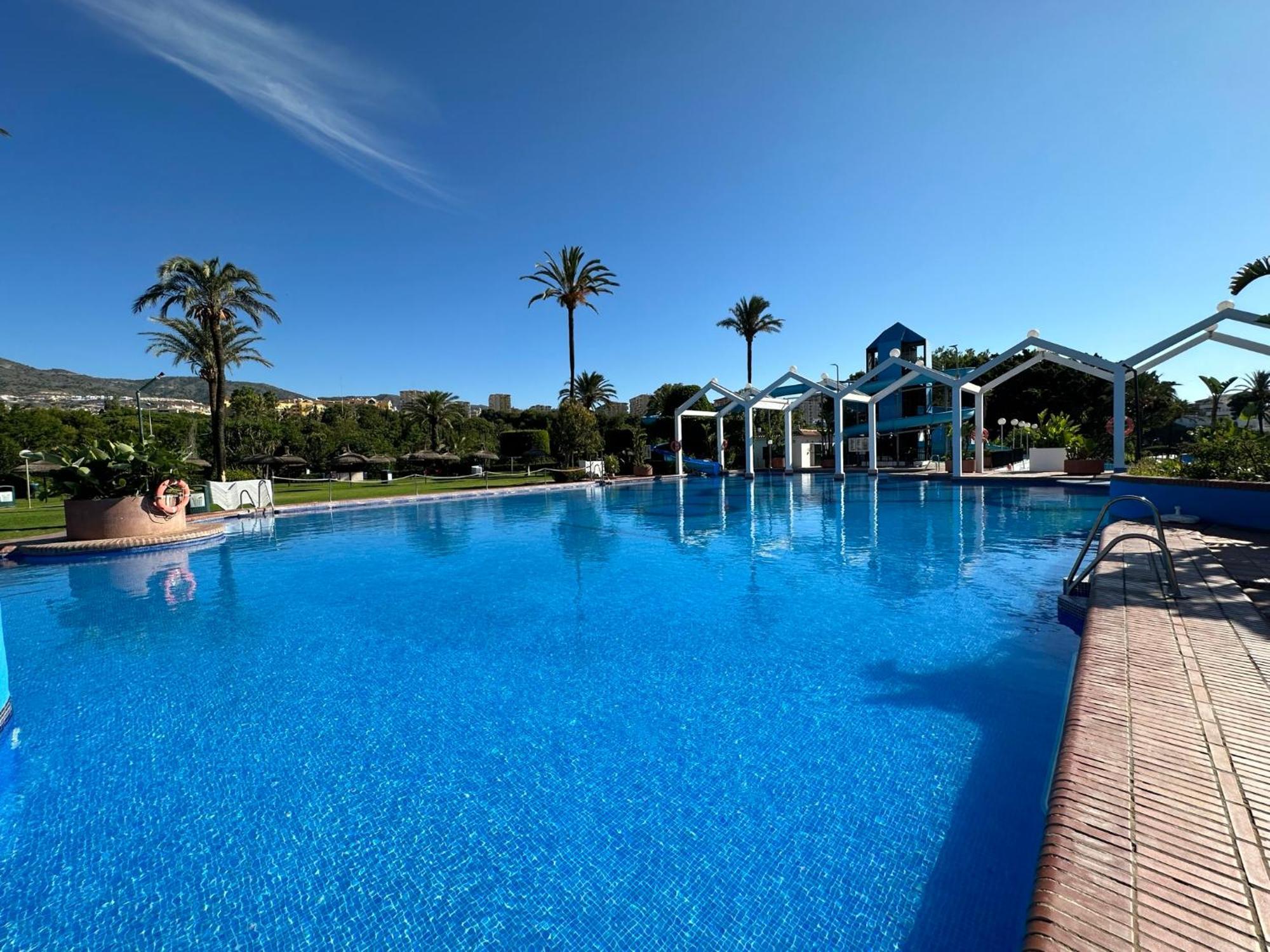 Luxury Frontal Al Mar Benalbeach Benalmádena Exterior photo